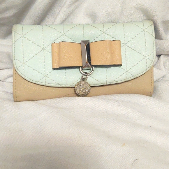 Wallet - Picture 1 of 3